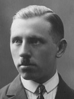 <b>Stanisław Tyszkiewicz</b>, prawd. druga poł. lat 20-tych. - tyszkiewiczstanislaw-m